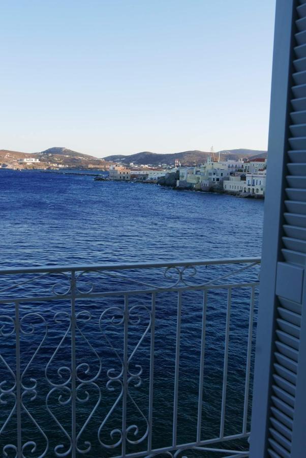 Seaside Serenade 1, Suite Ermoupoli Exterior photo